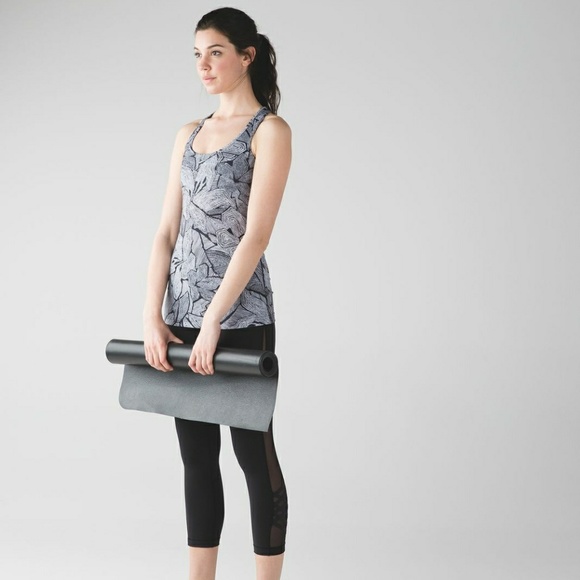 lululemon athletica Tops - Lululemon Cool Racerback

Dottie Tribe White Black